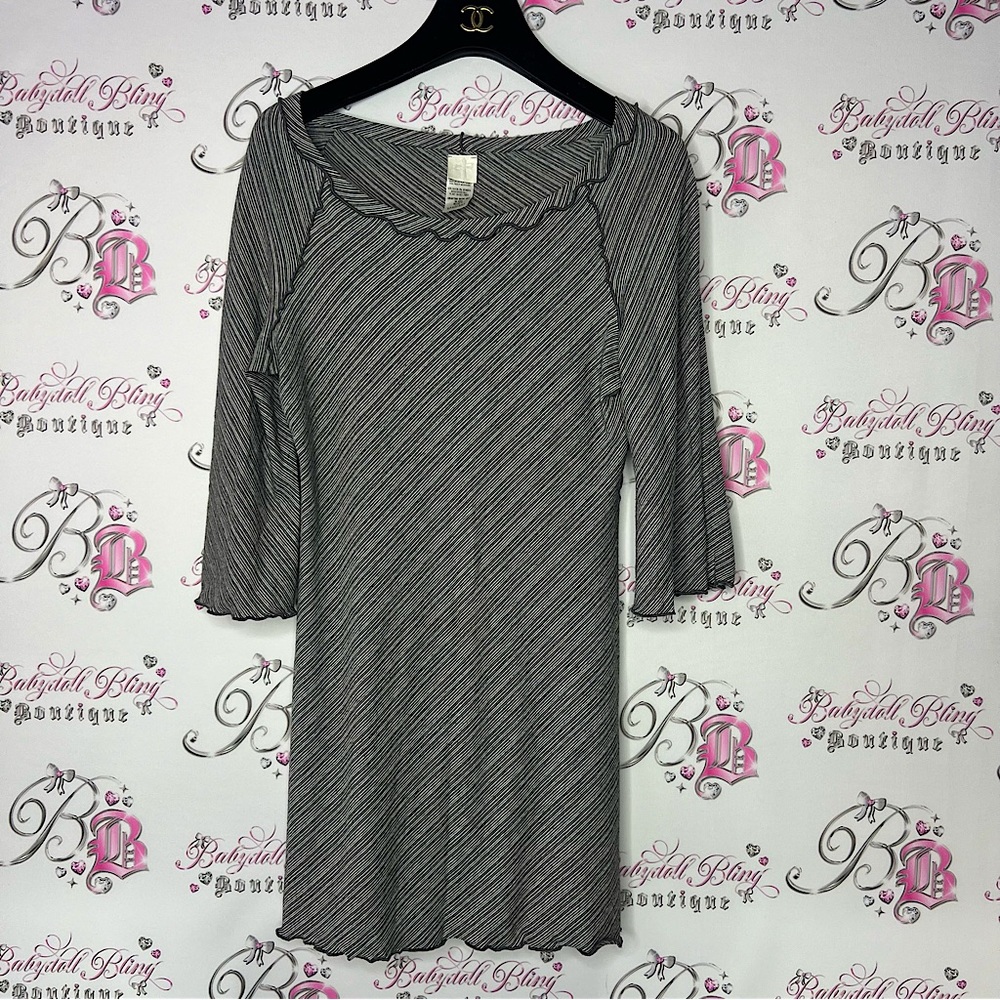 Angel ROX long top mini dress bell 🔔 bottom sleeves ruffle frill hem trim grey